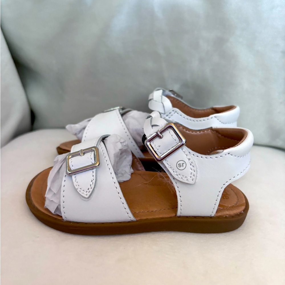Stride Rite SR Naomi White Sandals (7.5W) - Cute & Comfy, Brand New!